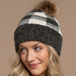 NWT L.I.B Buffalo Check Knit Print Beanie